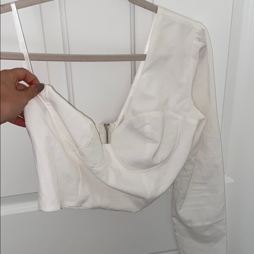 PRETTYLITTLETHING White Single sleeve corset top